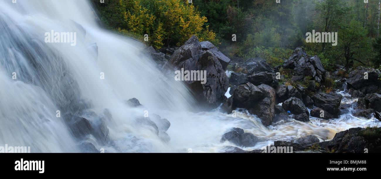 La Scandinavie, la Suède, Bohuslan, vue de cascade, elevated view Banque D'Images