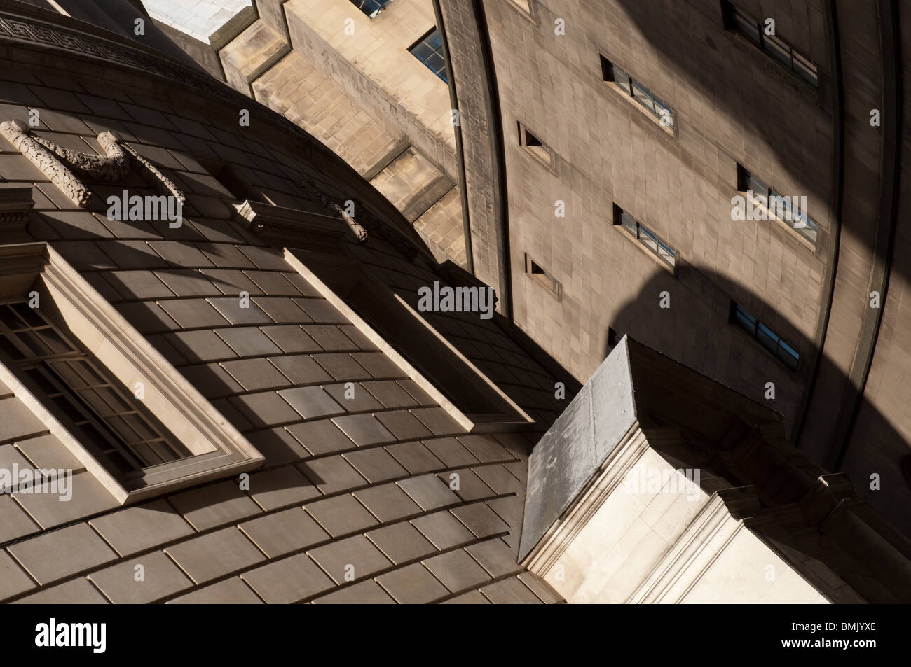 Détail architectural de la Bibliothèque centrale et l'Extension de l'hôtel de ville Bibliothèque,marche,Manchester, Royaume-Uni. Banque D'Images