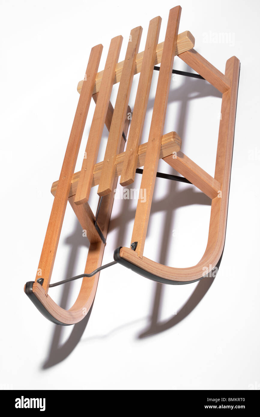 Une luge ou un traîneau sur un fond blanc Banque D'Images