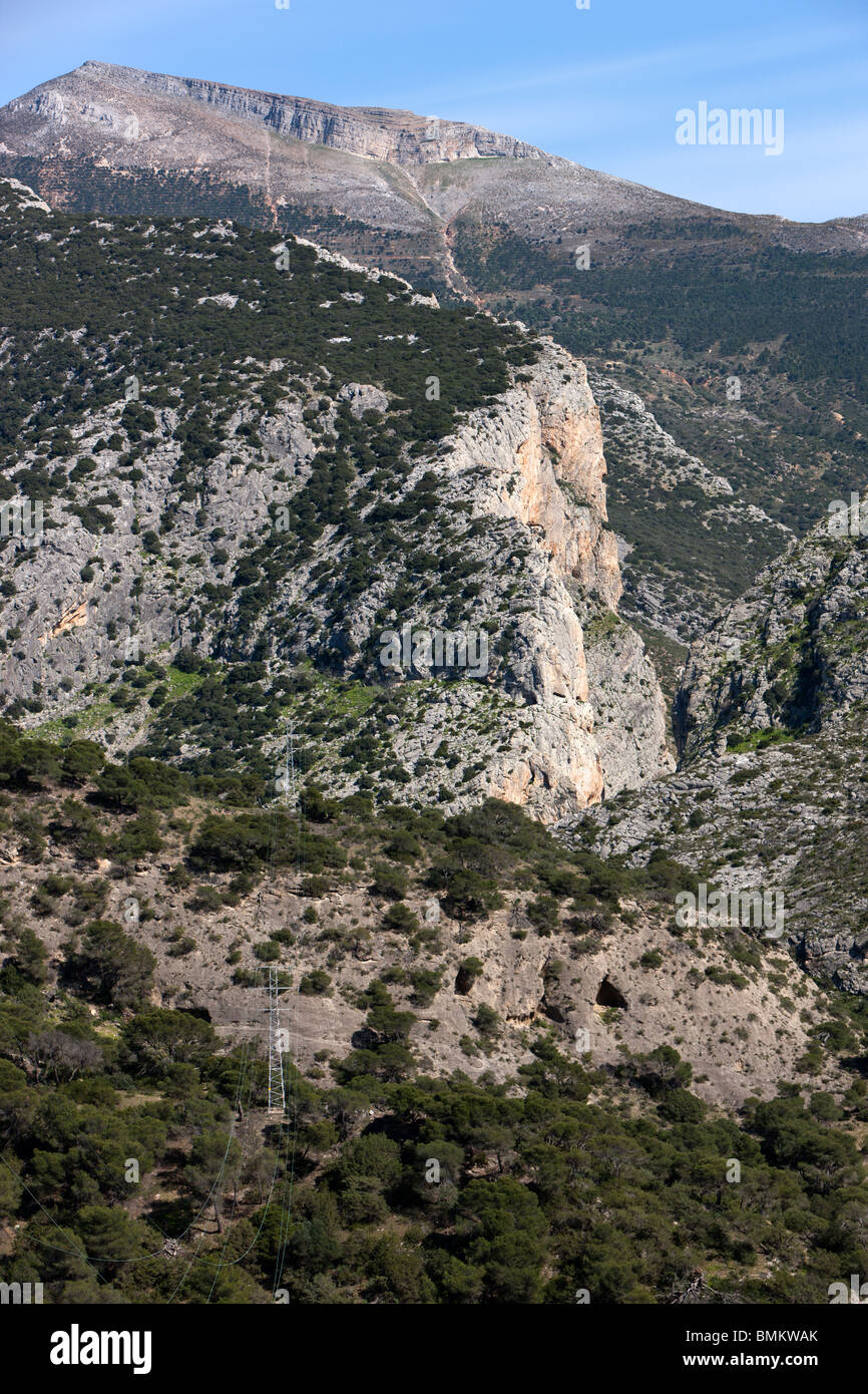 La Sierra de Huma. Vue de Pantano del Chorro. La province de Malaga. L'Andalousie. Espagne Banque D'Images