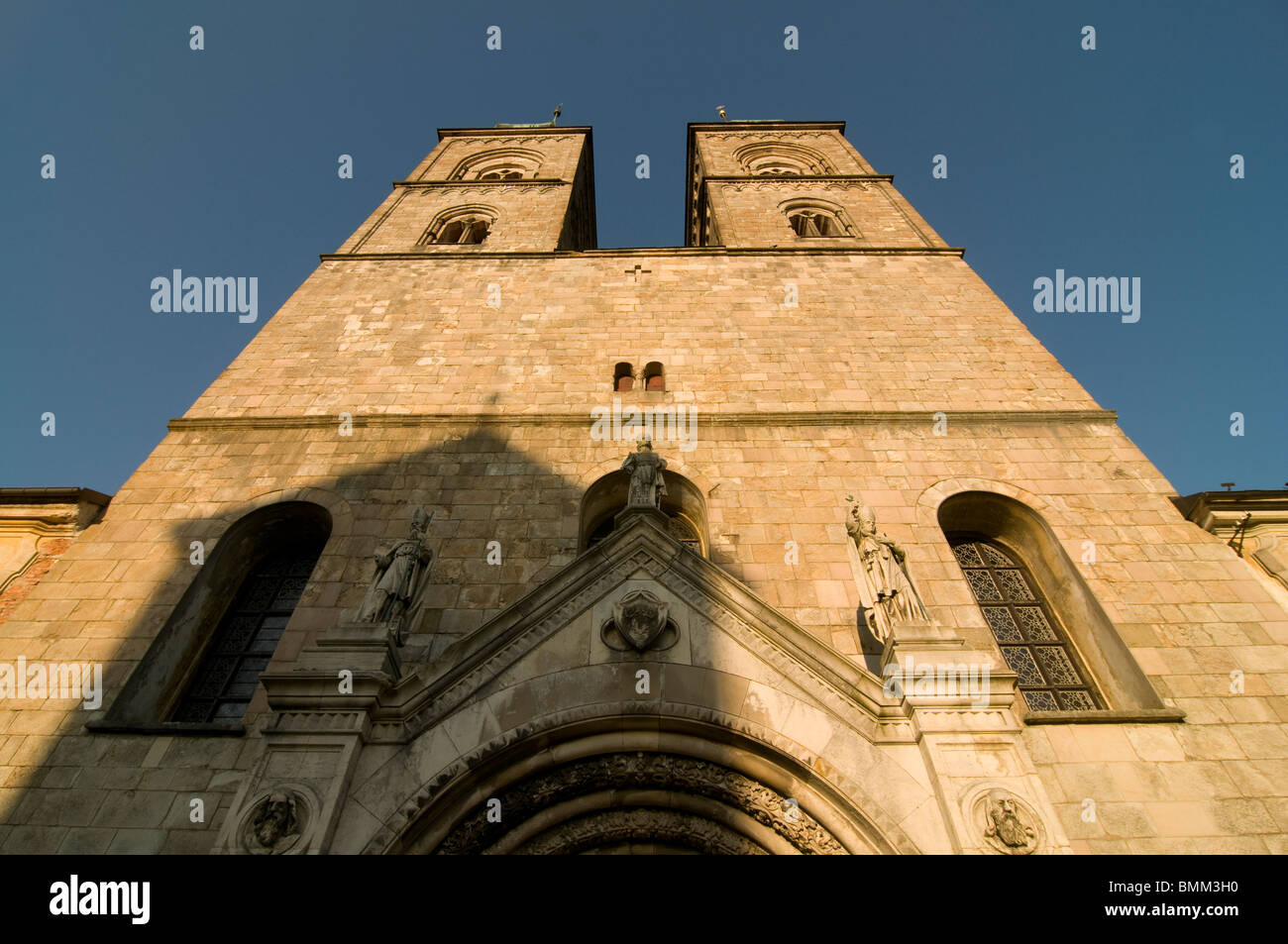 Église abbatiale prémontrés Banque de photographies et d’images à haute résolution Alamy
