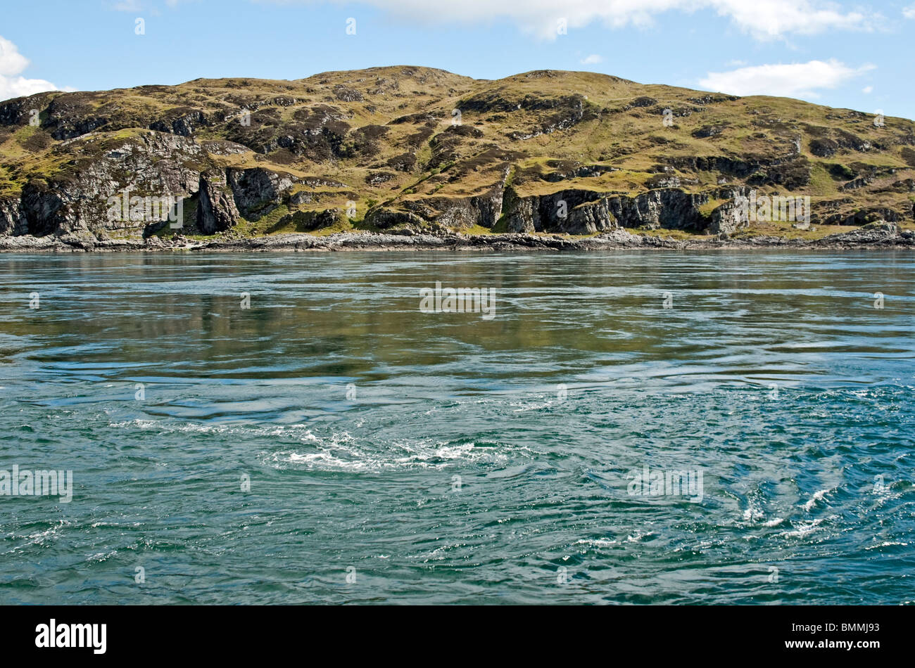 Les tourbillons dans le golfe de Corryvreckan entre les îles de Jura et Scarba dans les îles occidentales de l'Écosse Banque D'Images