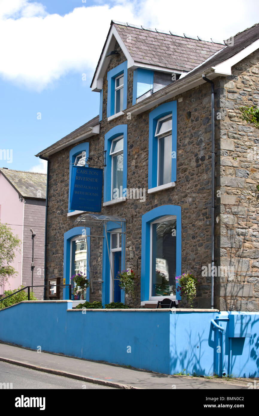 Extérieur de la Carlton Restaurant Riverside à Llanwrtyd Wells Powys Pays de Galles UK Banque D'Images