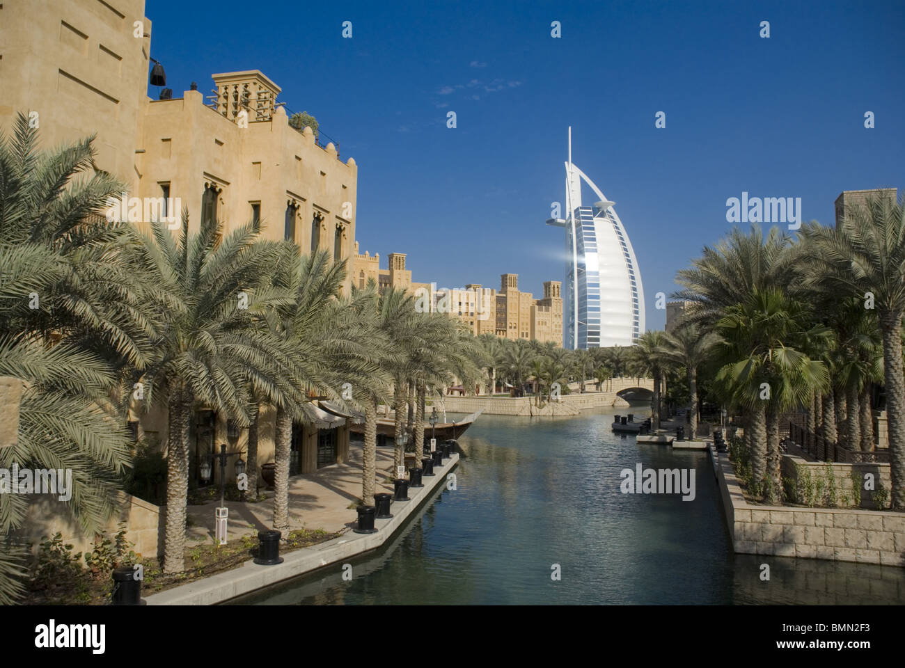 Complexe Madinat Jumeirah, Burj Al Arab Banque D'Images