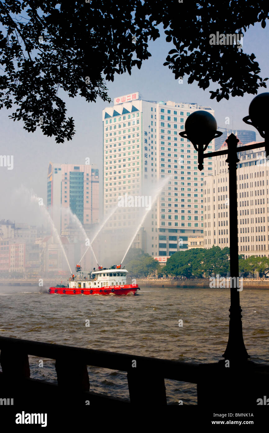 China Guangdong Guangzhou Fireboat Afficher Banque D'Images