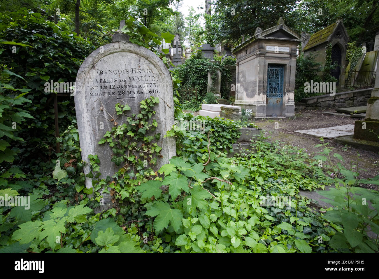 Le Père Lachaise, cimetière, Boulevard de Ménilmontant, Paris Banque D'Images