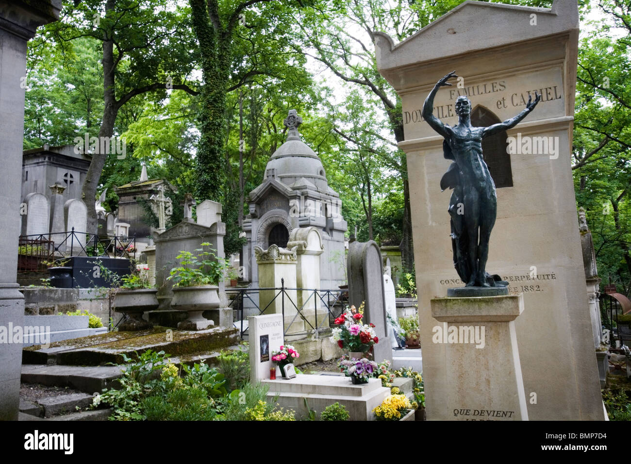 Le Père Lachaise, cimetière, Boulevard de Ménilmontant, Paris Banque D'Images