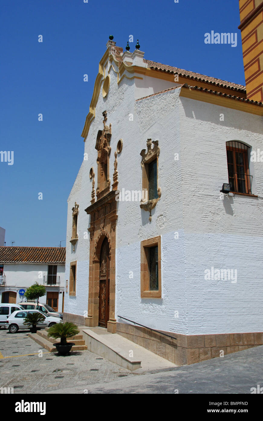 (L'église Iglesia de Nuestra Señora de los Remedios), Estepona, Costa del Sol, la province de Malaga, Andalousie, Espagne, Europe. Banque D'Images