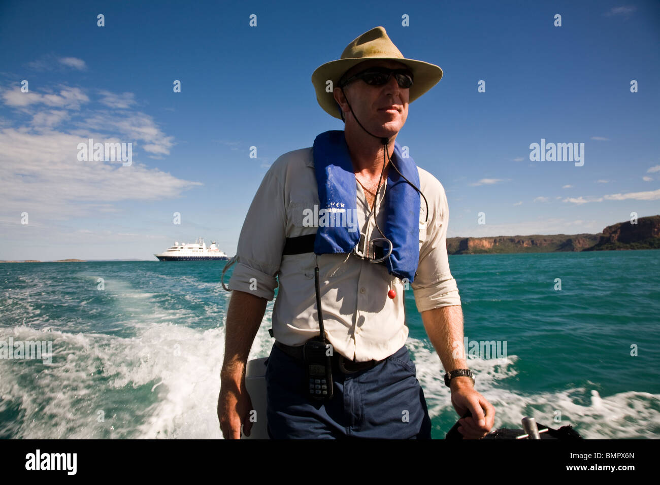 Mick Fogg leader de l'expédition d'Orion Hunter River sur la côte ouest de l'Australie Kimberley Banque D'Images