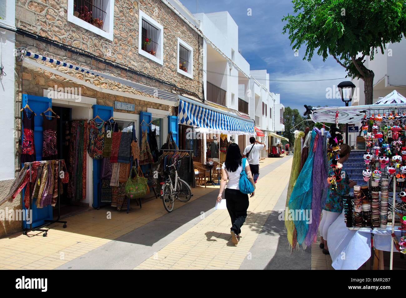 La rue commerçante piétonne, Sant Francesc Xavier, Majorque, Îles Baléares, Espagne Banque D'Images