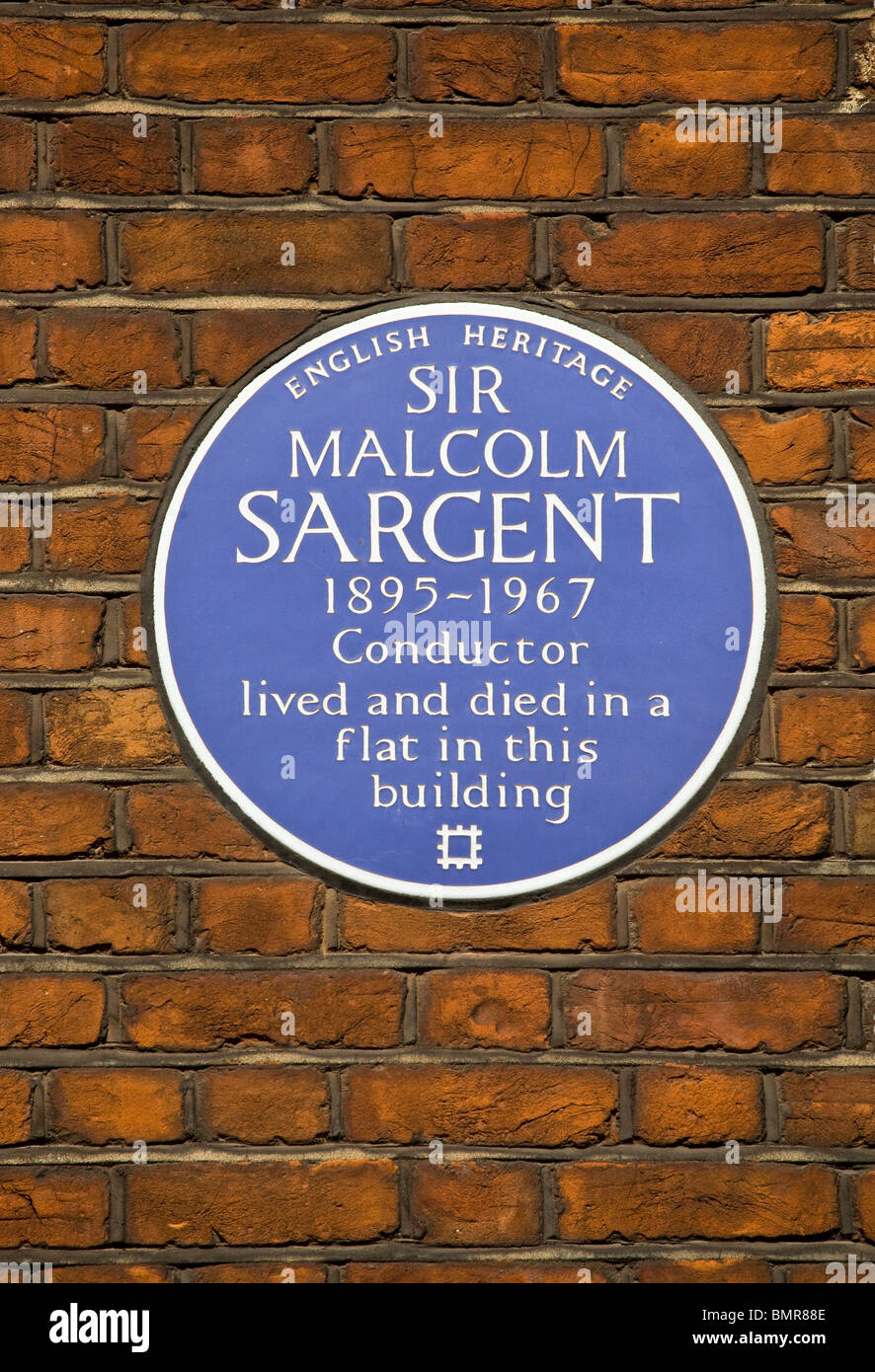 Blue Plaque de sir Malcolm Sargent Conductor Kensington Gore London UK Banque D'Images