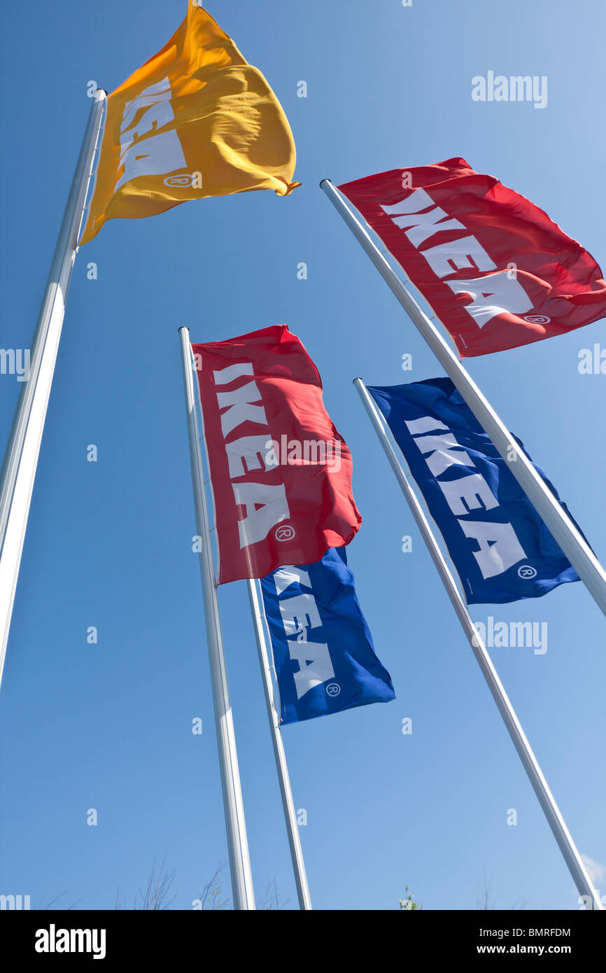 Mulitcolored drapeaux ikea Banque D'Images