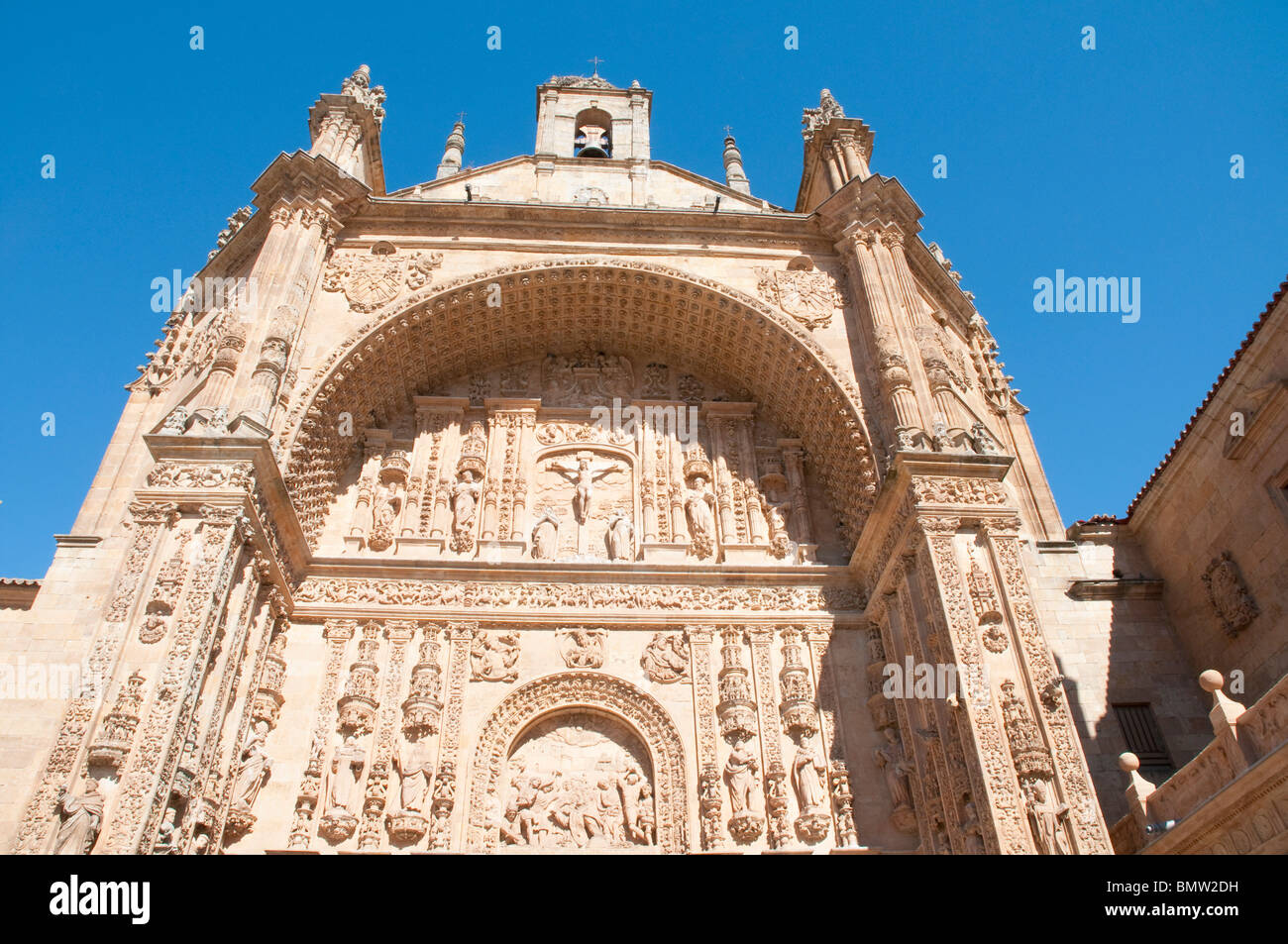 Façade du monastère de San Esteban. Salamanque, Castille Leon, Espagne. Banque D'Images