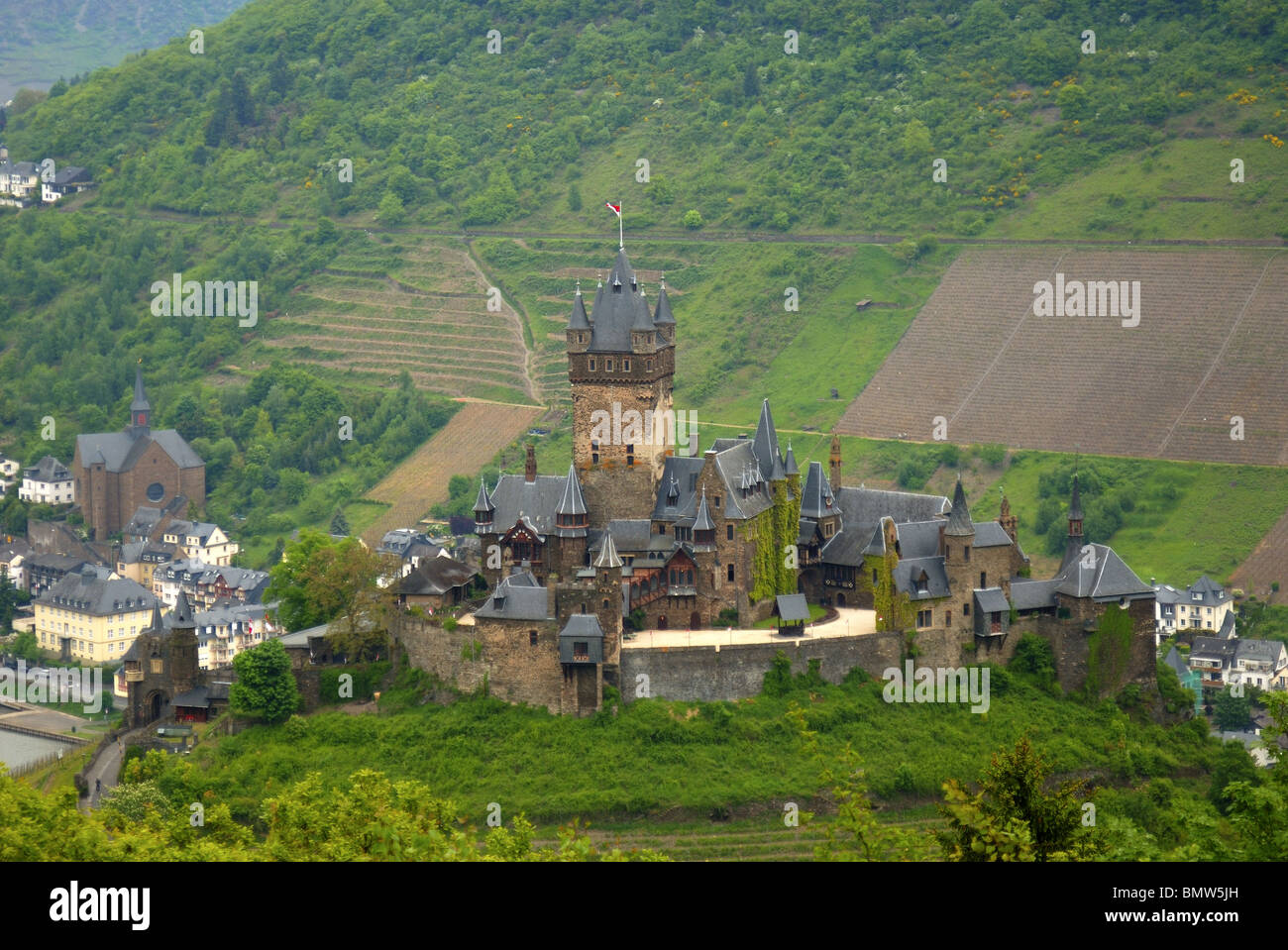 La ville de Cochem. Voir au château de Reichsburg. Banque D'Images