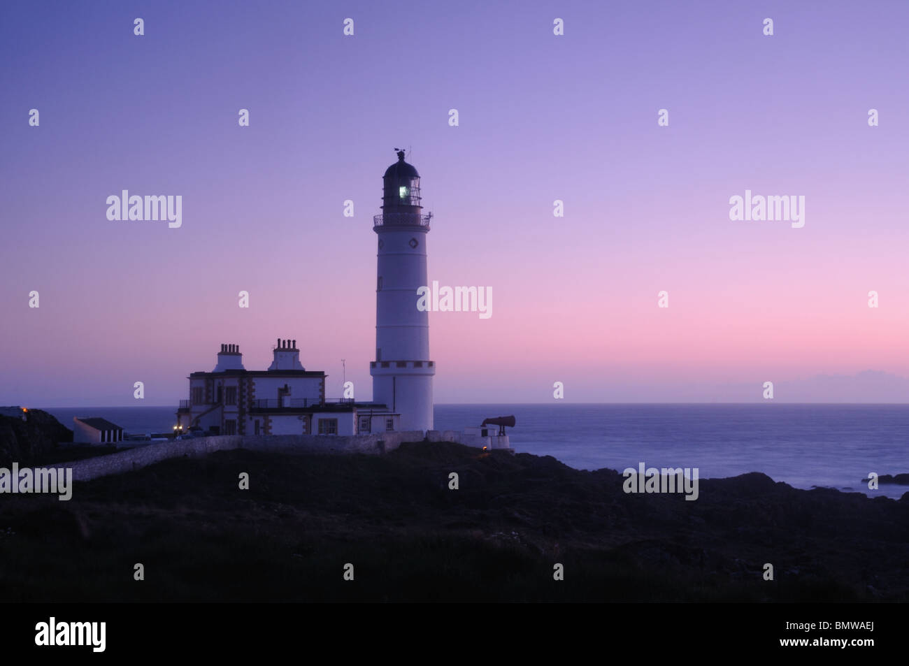 Corsewall lighthouse dans le gloaming, Dumfries and Galloway Banque D'Images