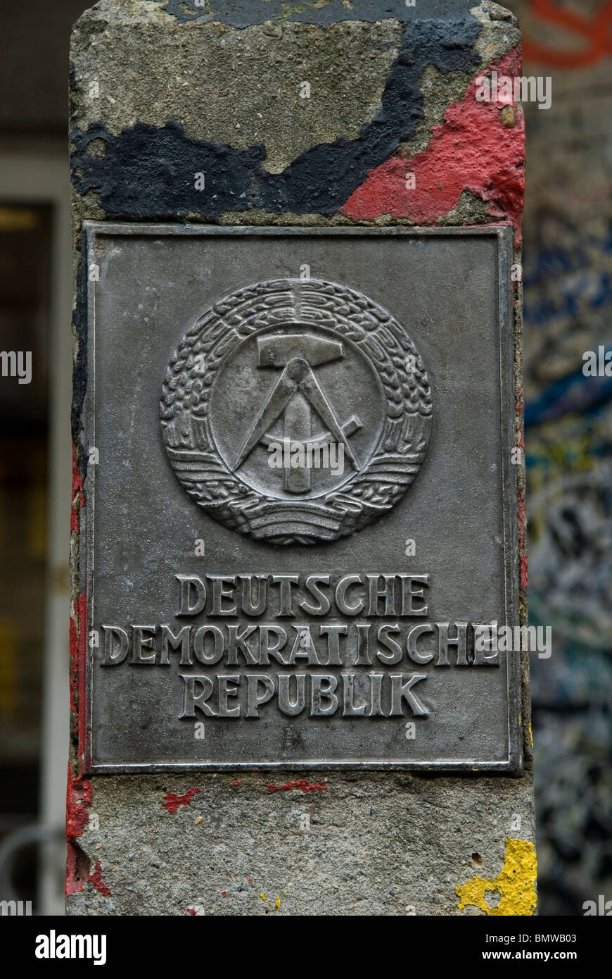 Deutsche Demokratische Republik signer la Friedrichstrasse Berlin Allemagne Banque D'Images