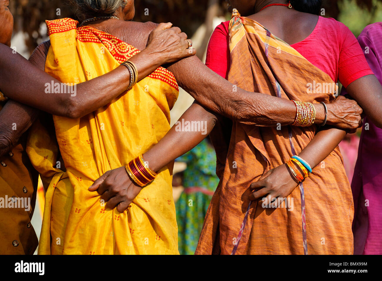 La danse du Village, Gadhava tribu, Orissa, Inde Banque D'Images