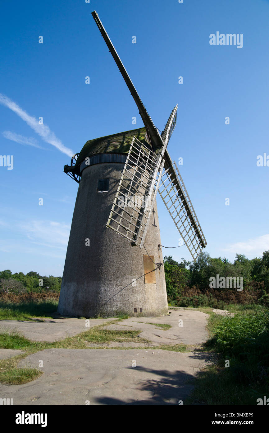 Bidston Windmill Hill Banque D'Images