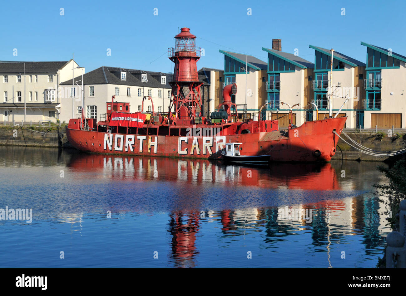 Le Nord Carr, le dernier bateau-phare écossais en stationnement dans les docks Victoria, Dundee, et maintenant un musée flottant. Banque D'Images
