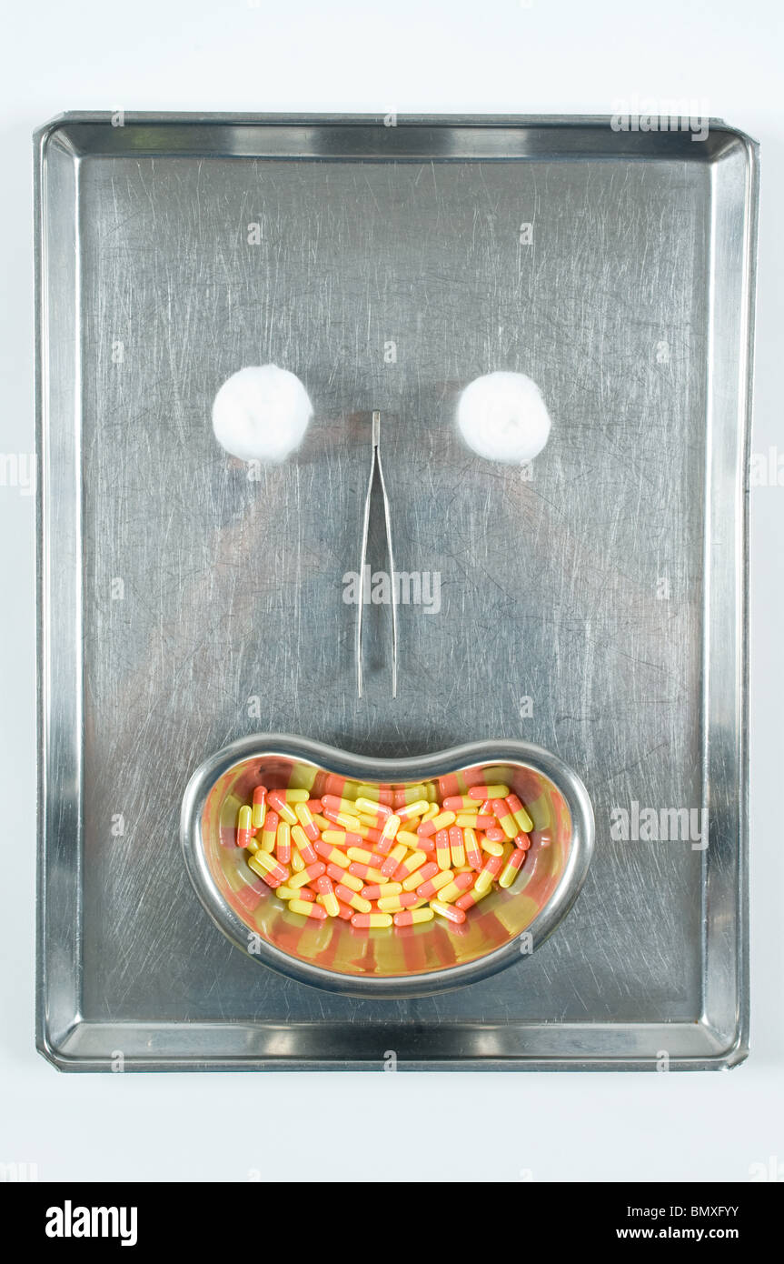 Le matériel chirurgical effectué dans un visage Banque D'Images