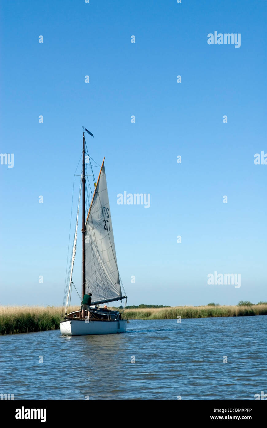 Hickling Broad, les Norfolk Broads, Norfolk, Angleterre. Banque D'Images