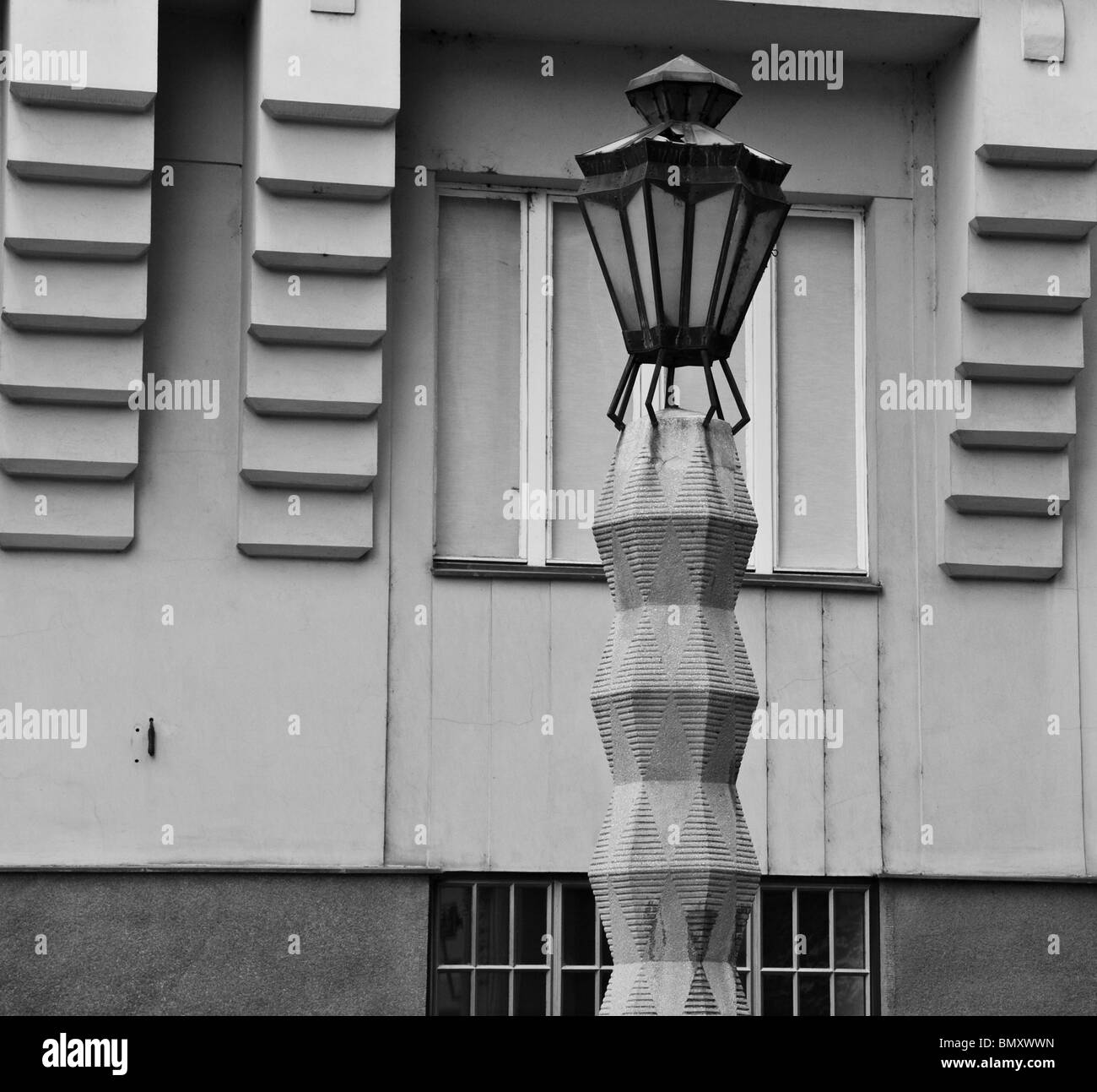 Le seul lampadaire cubiste conçu par Emil Kralicek en 1912 Prague République tchèque l'Europe de l'Est Banque D'Images