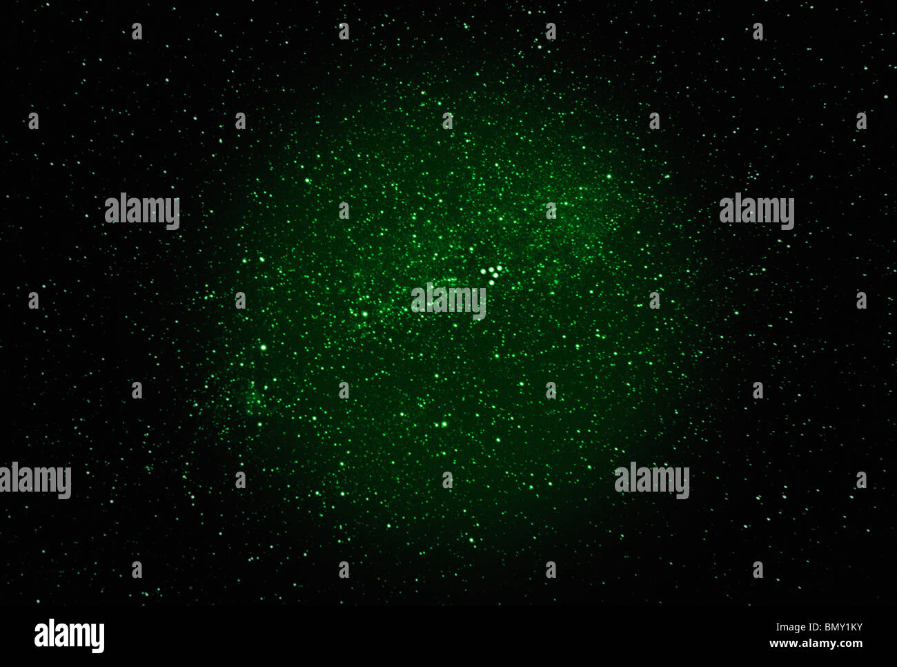 Vision de nuit de l'image OVNI triangulaire Banque D'Images