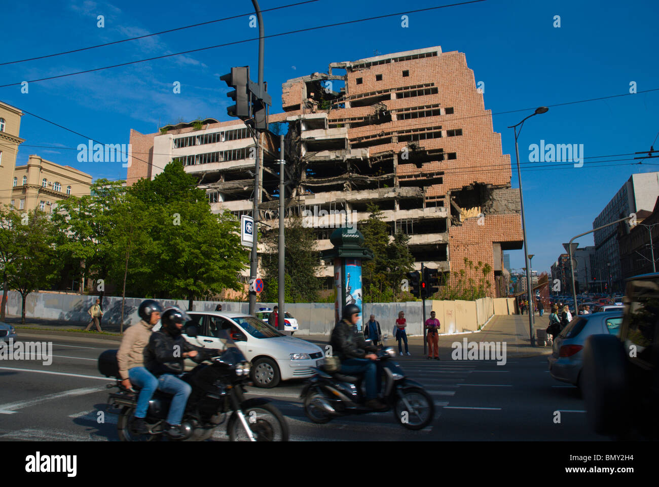 Les édifices gouvernementaux bombardés par l'OTAN en 1999 et laissé intact le centre de Belgrade Serbie Europe Banque D'Images