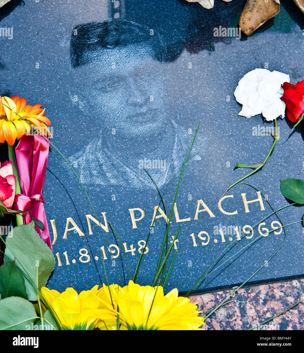 Monument aux héros de l'étudiant tchèque Jan Palach martyr manifestant dans la place Venceslas Prague République tchèque l'Europe de l'Est Banque D'Images