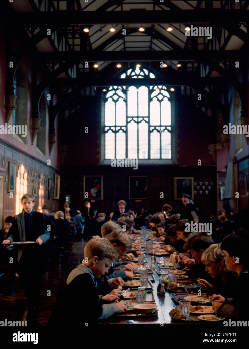 Radley College salle à manger, des années 1980. Banque D'Images