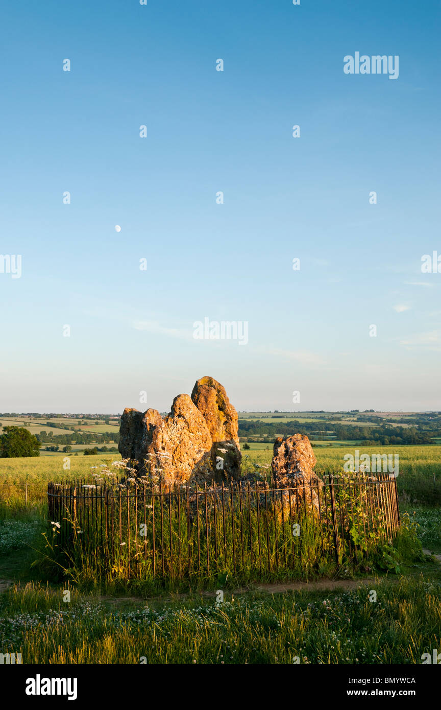Le Rollright stones, Whispering Knights, Oxfordshire, Angleterre. Banque D'Images