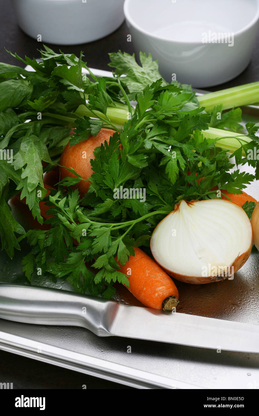 Mélange de légumes, les oignons, les carottes, le persil, le céleri, l'Italie, l'Europe Banque D'Images