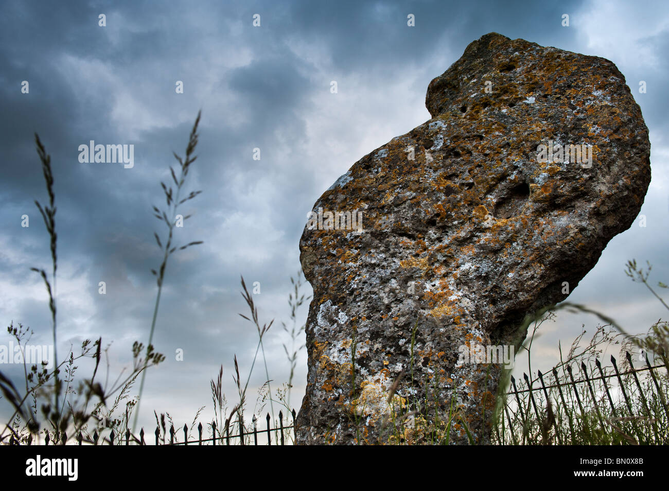 Le Rollright stones, le roi Pierre, Oxfordshire, Angleterre. Banque D'Images