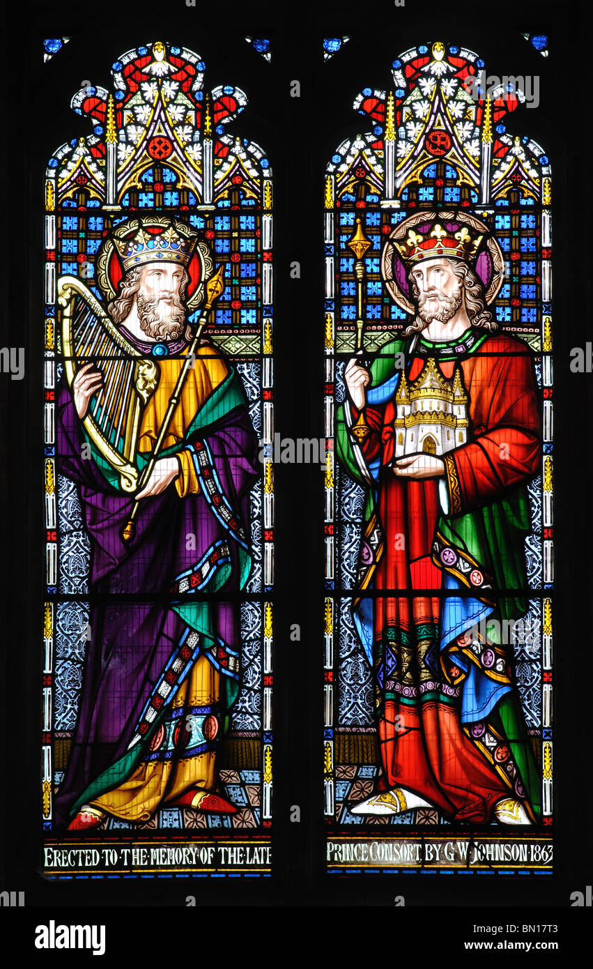Le roi David et le roi Salomon en vitraux du transept nord, Cathédrale de  Peterborough, Cambridgeshire, Angleterre, RU Photo Stock - Alamy