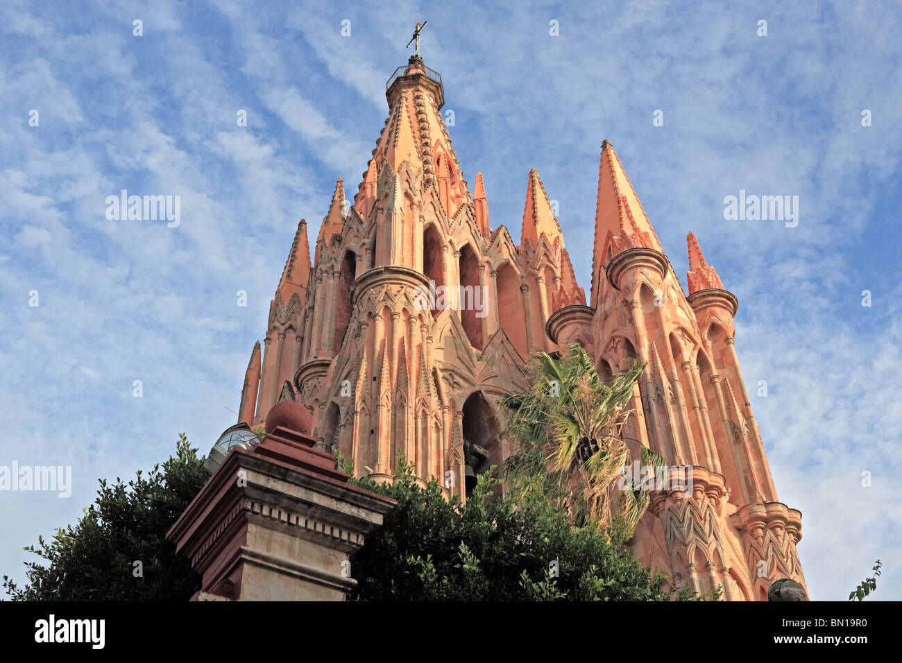 L'église San Miguel Arcangel (1880), San Miguel de Allende, Guanajuato, Mexique Banque D'Images