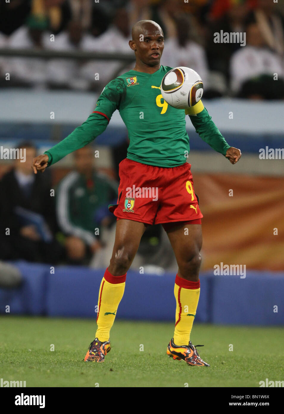SAMUEL ETOO CAMEROUN V Pays-bas STADE GREEN POINT CAPE TOWN AFRIQUE DU SUD 24 Juin 2010 Banque D'Images
