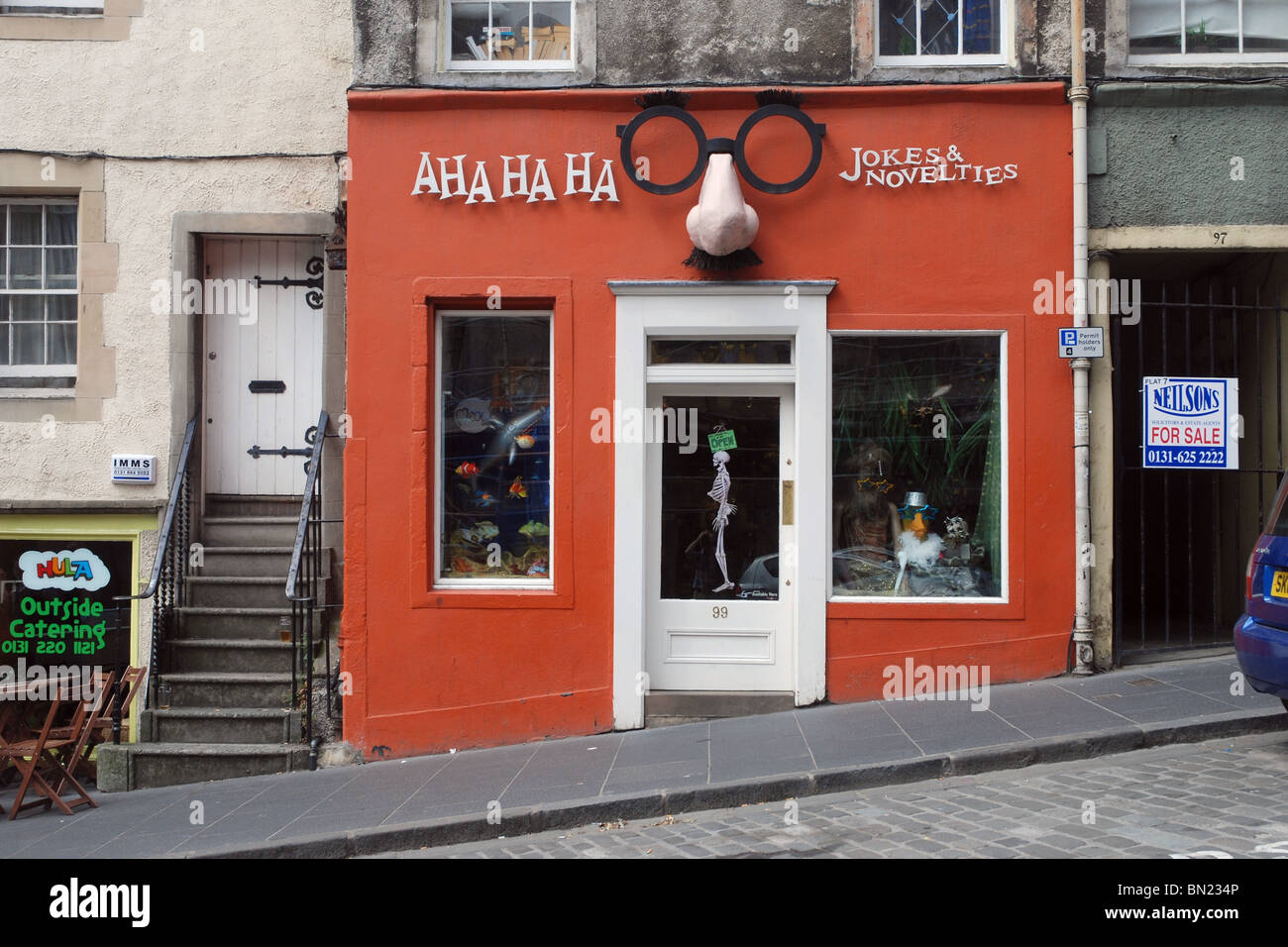 Boutique de blagues sur Victoria Street, Édimbourg. (Fermé au printemps 2021) Banque D'Images