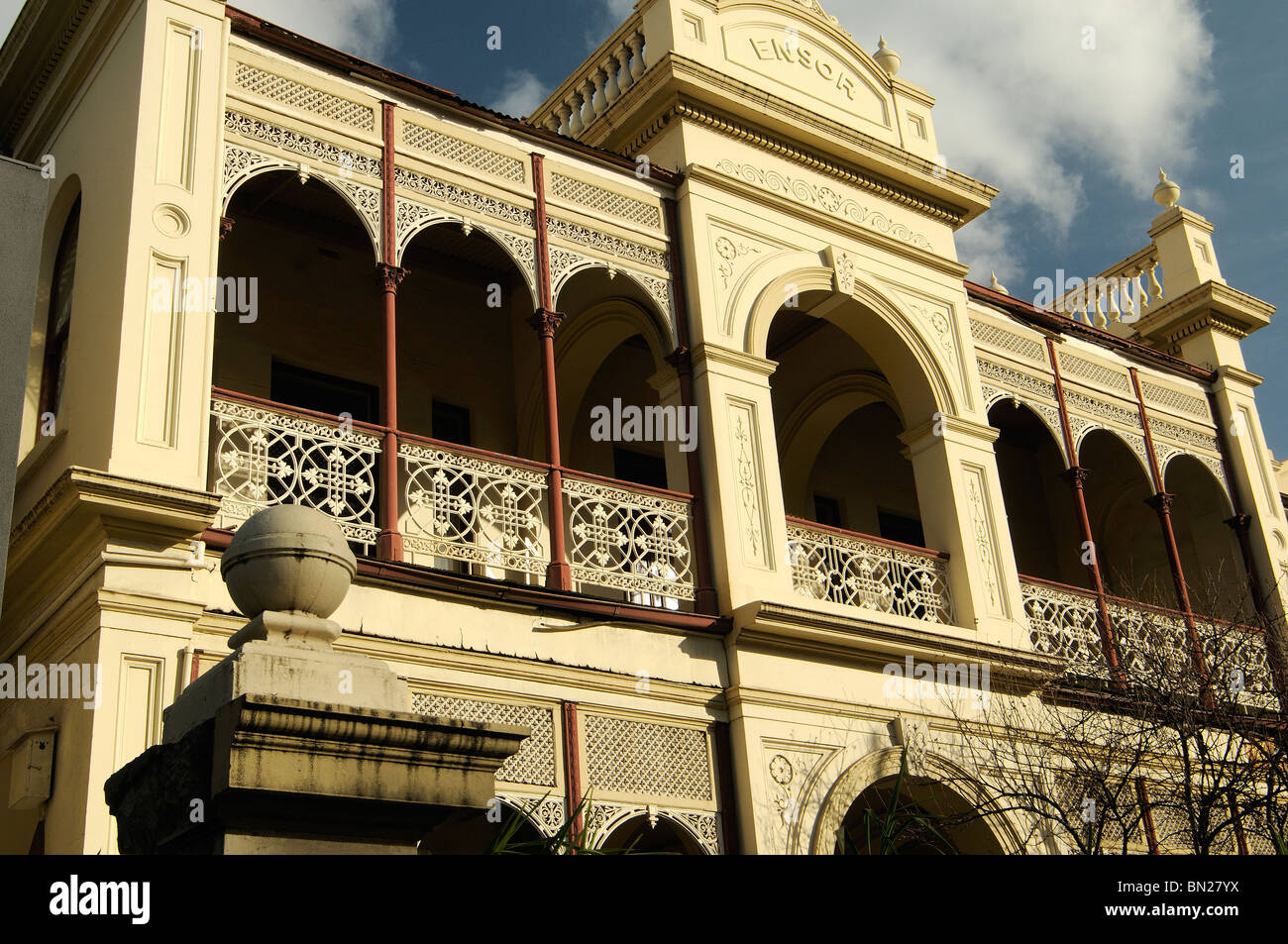 Chambre avec dentelle en fonte à East Melbourne, Melbourne, Australie Banque D'Images