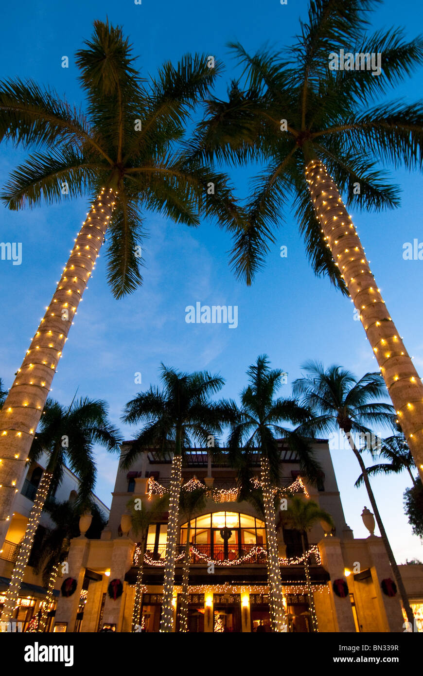 Décorations de Noël sur 5th Avenue South, Naples, Florida, USA Banque D'Images