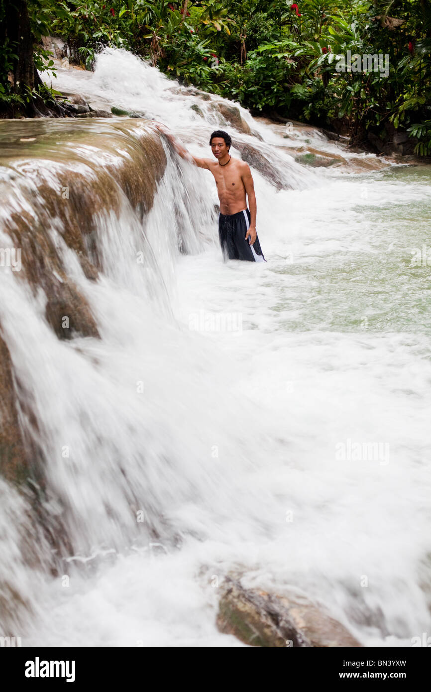 Dunn's River Falls, en Jamaïque. Banque D'Images