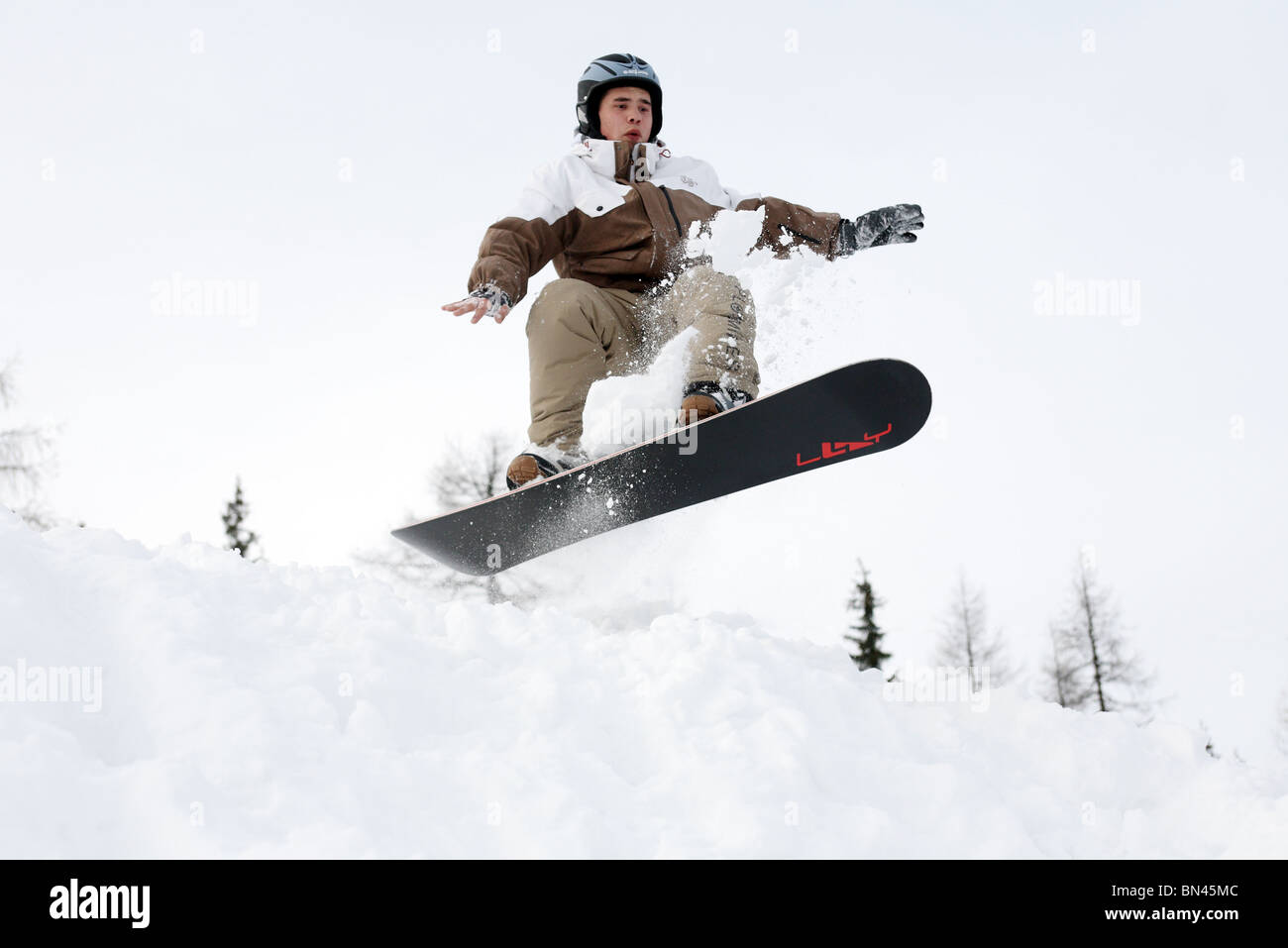 Snowboarder, Krippenbrunn, Autriche Banque D'Images