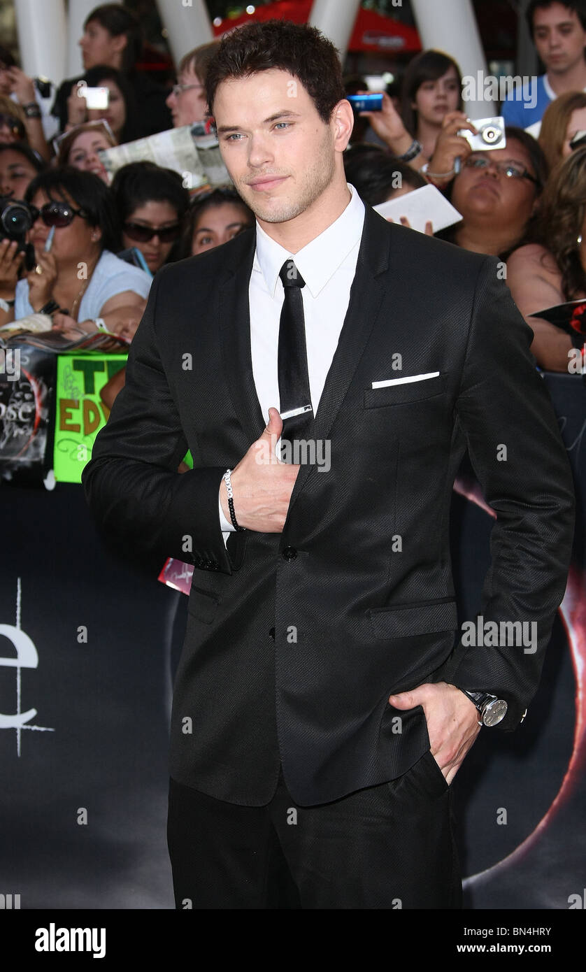 KELLAN LUTZ La Saga Twilight : ECLIPSE PREMIÈRE MONDIALE AU FESTIVAL DU FILM DE LOS ANGELES DOWNTOWN LOS ANGELES CA 24 Juin 2010 Banque D'Images