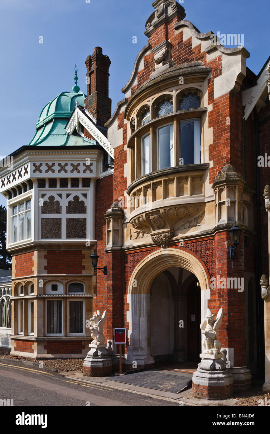 L'entrée de Bletchley Park à Milton Keynes, l'accueil de la guerre mondiale II code breakers. Banque D'Images