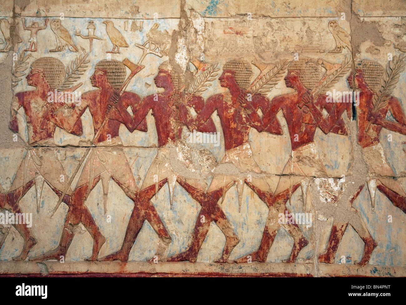 Bas-relief sculpture d'Hatshepsout Voyage au pays de Pount (la Somalie), Temple d'Hatshepsout, Luxor, Égypte Banque D'Images