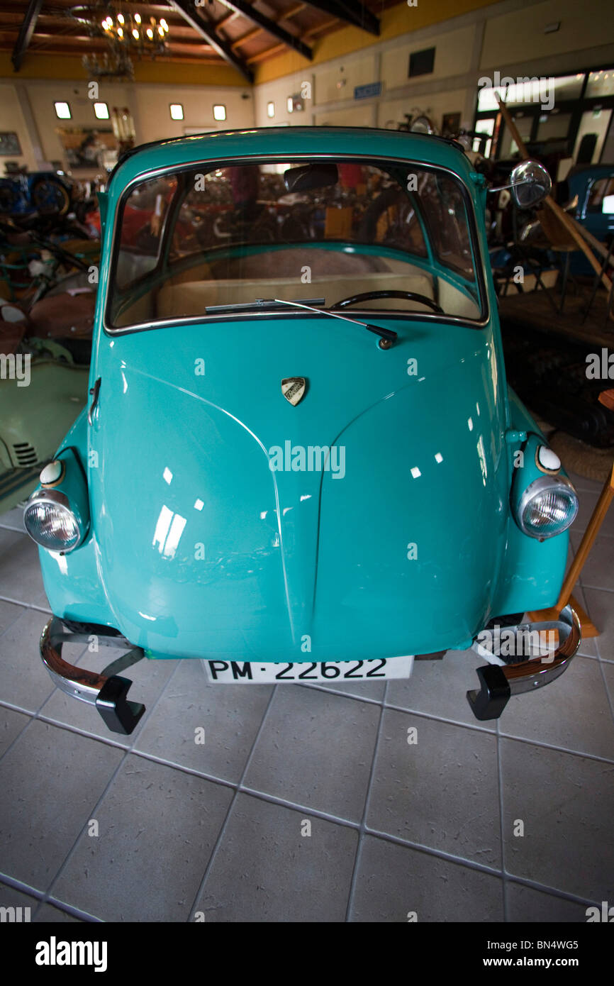 Voiture BMW Isetta 400 Bulle vintage classique Musée de véhicules historiques, Guadalest, Espagne Espagne10 106494 Banque D'Images