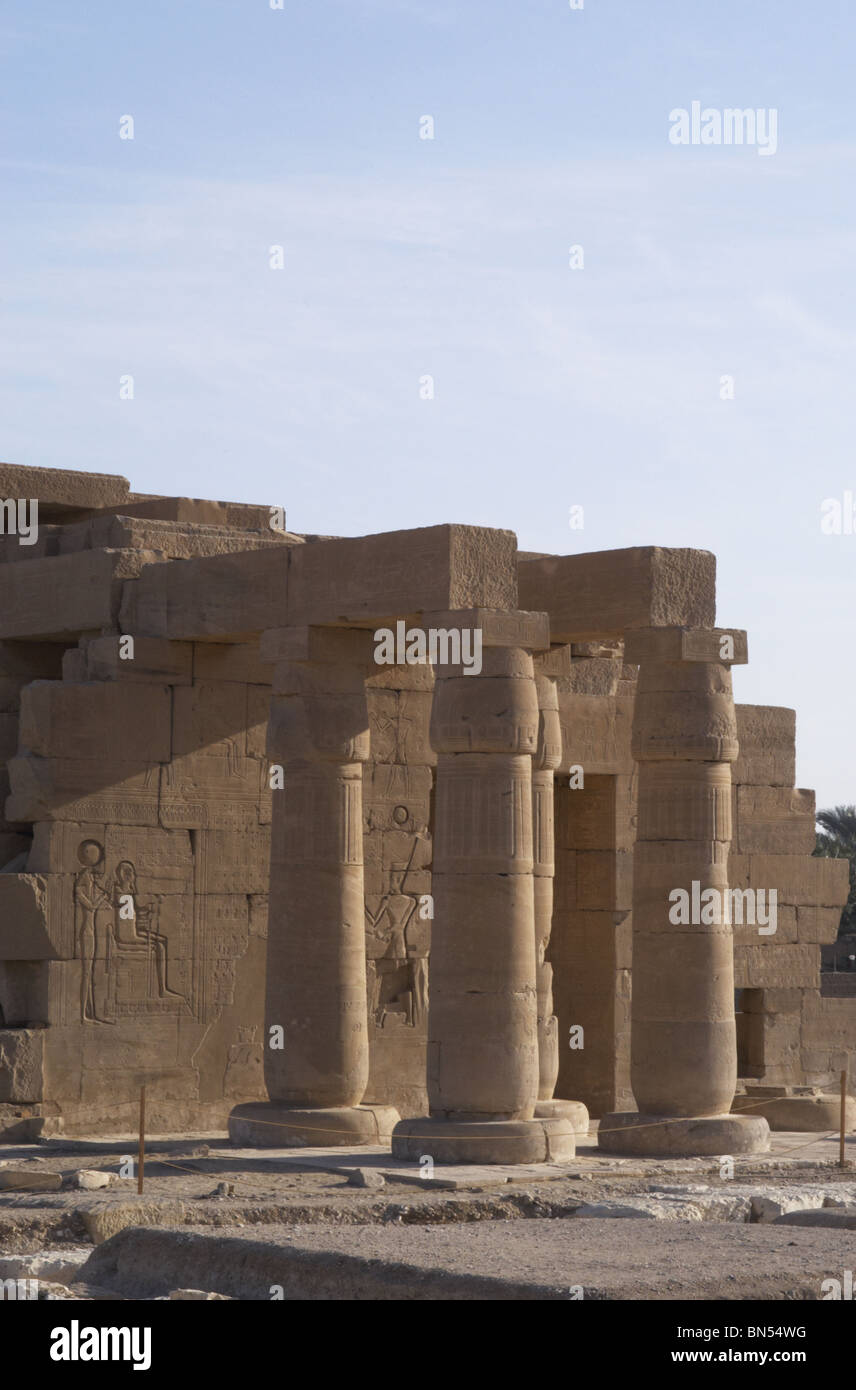 Ramesseum. Dix-neuvième dynastie. Nouveau Royaume. 13e siècle av Vallée des Rois. Luxor. L'Égypte. Banque D'Images