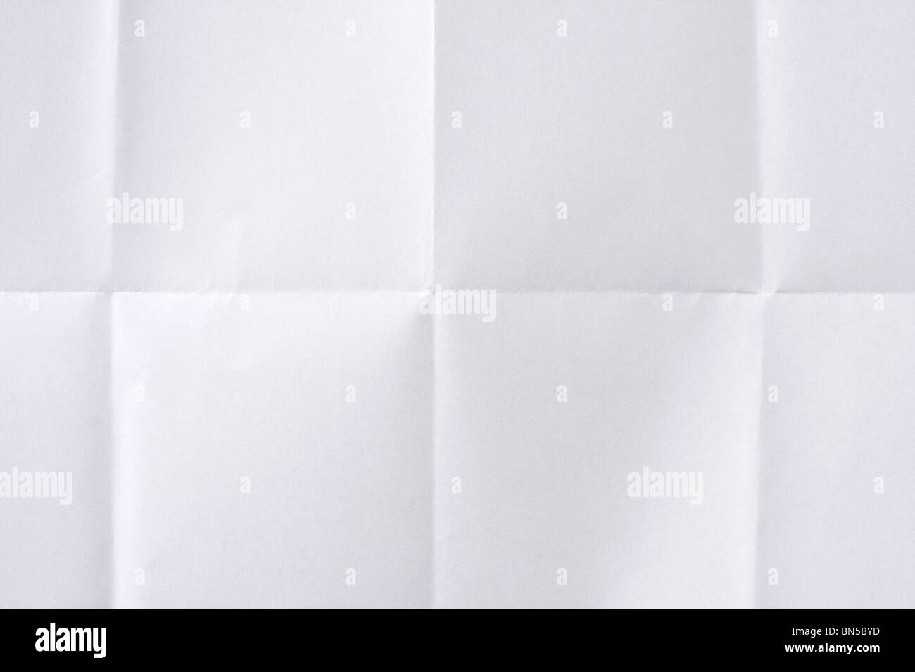 Plié et froissé du papier blanc Banque D'Images