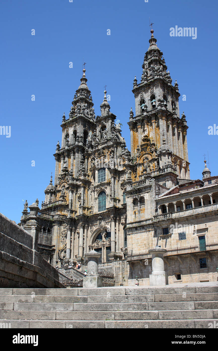 Cathédrale de l'Apôtre sur la Praza do Obradoiro, Santiago de Compostelle, Galice, Espagne du Nord. Banque D'Images