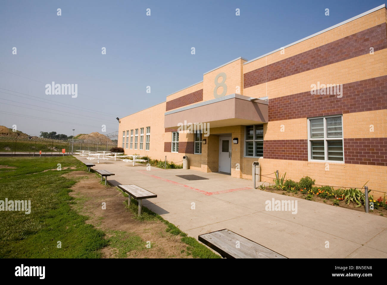 Maison 8 cellules au pénitencier de l'État du Nebraska. Le style dortoir bloc de cellules à sécurité moyenne. Banque D'Images