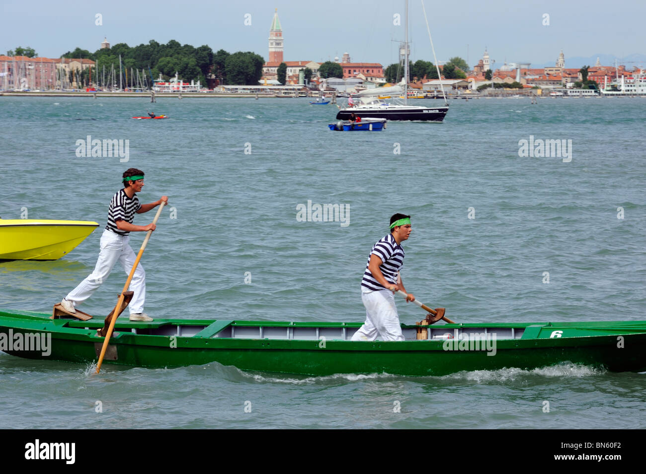 Les courses d'aviron sur la lagune de Venise au cours de la Festa della Sensa Banque D'Images